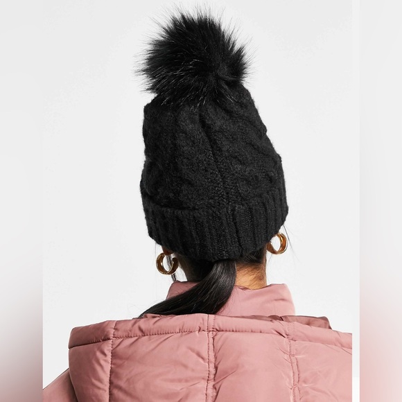 RIVER ISLAND Cable Knit Beanie - Picture 3 of 5